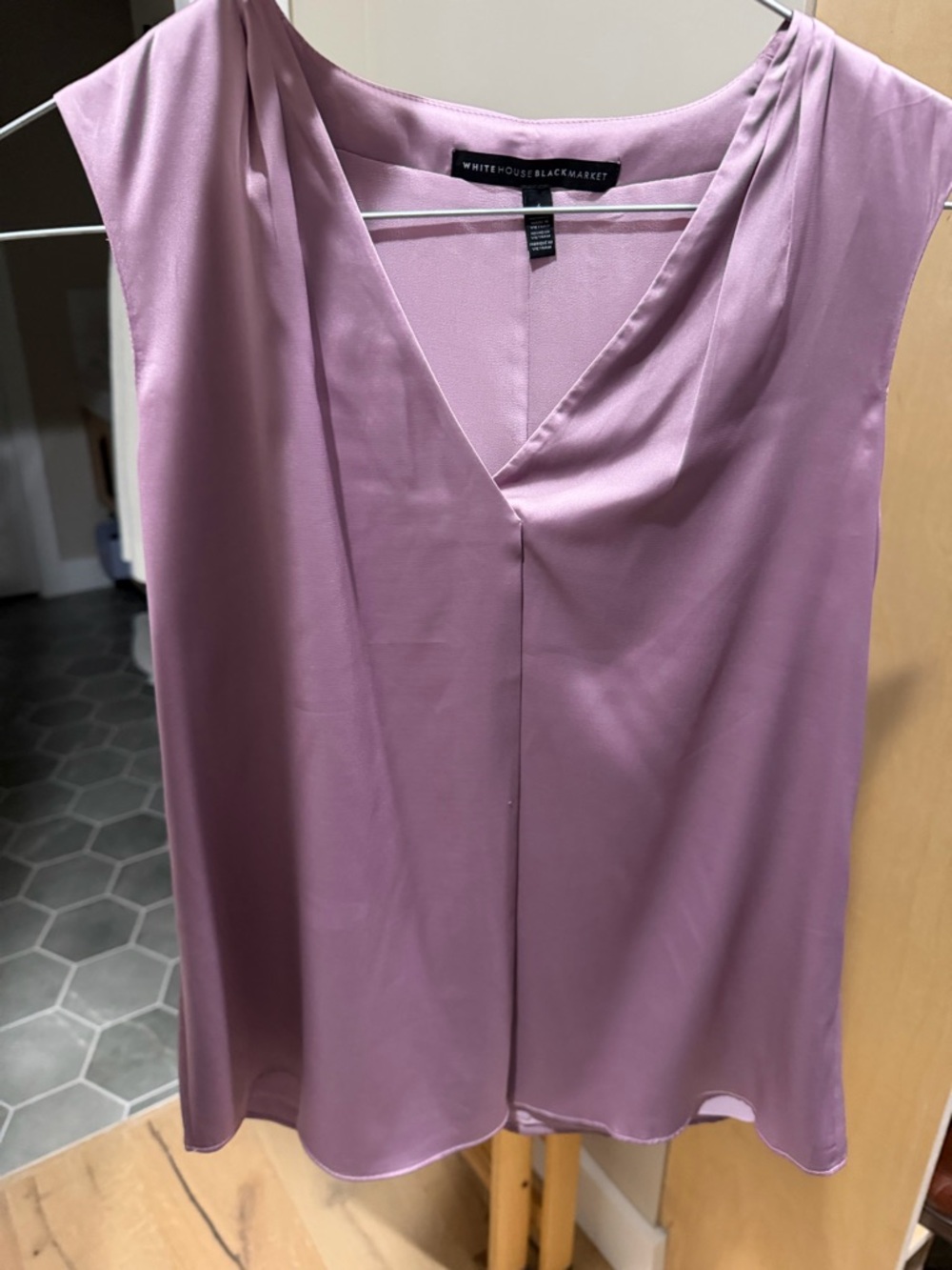 White House Black Market Dusty Lilac V-Neck Sleeveless Camisole